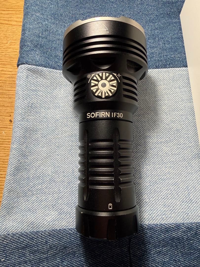 Sofirn IF30 懐中電灯 12000ルーメン