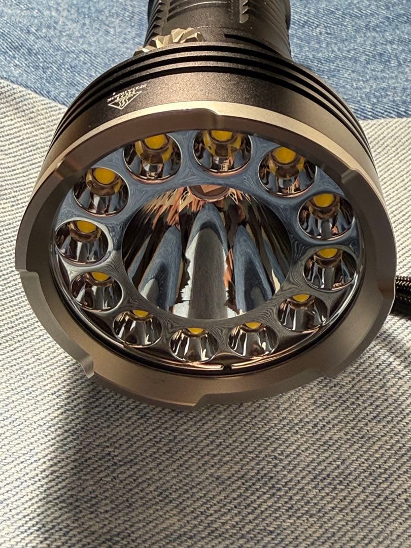 Sofirn IF30 懐中電灯 12000ルーメン