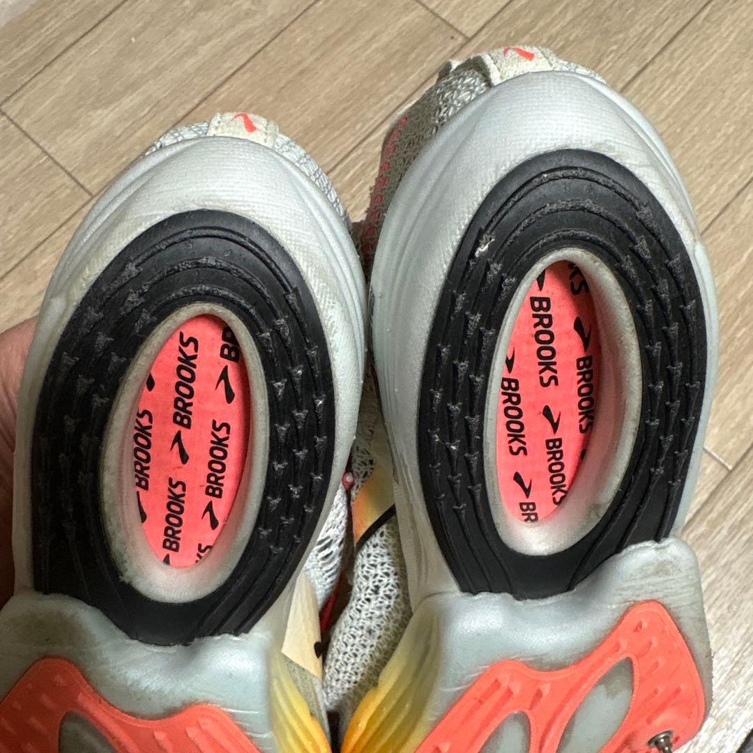 BROOKS MD スパイクシューズ グレー/オレンジ/ピンク　陸上　26.5