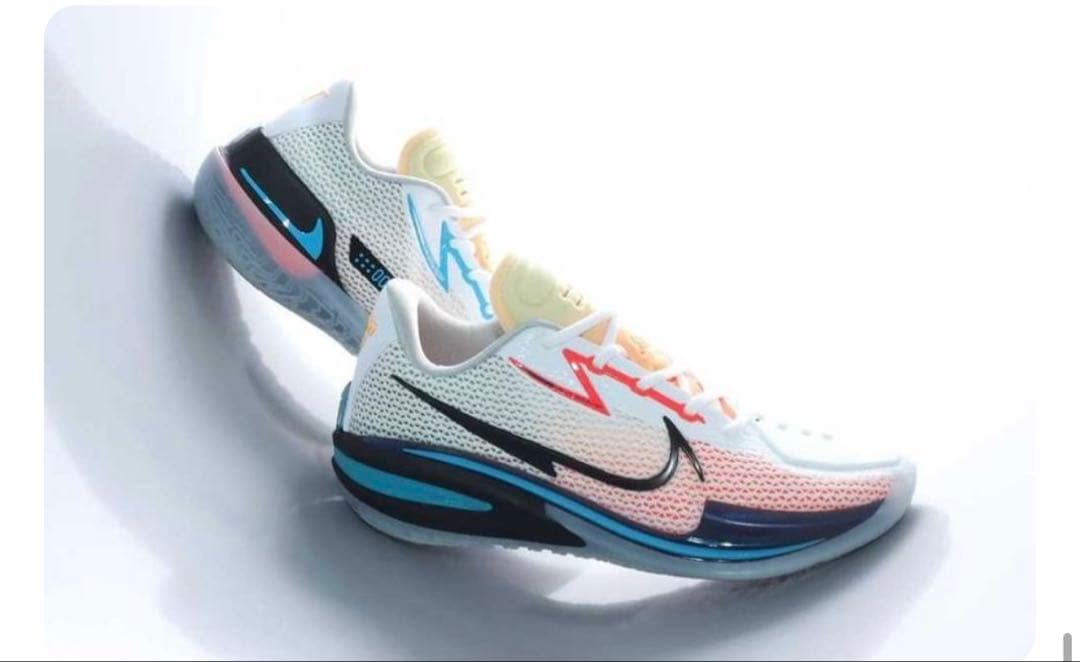 Nike バスケットボールシューズ　gtcut1