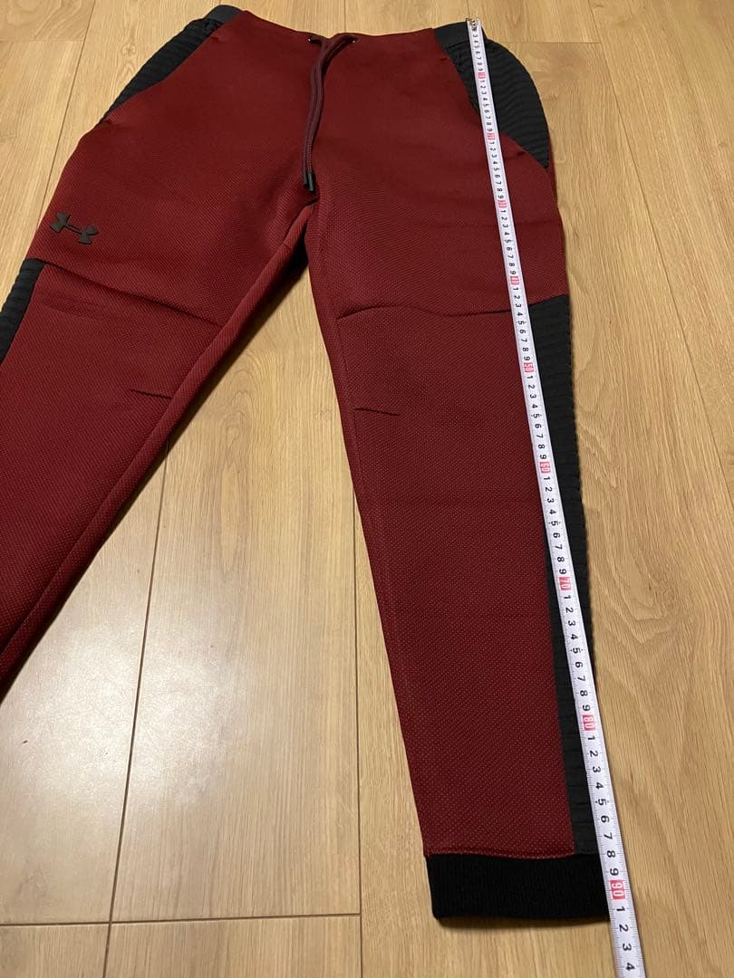 新品 MD アンダーアーマー ジョガーパンツ FITTED メンズ 赤 黒 春