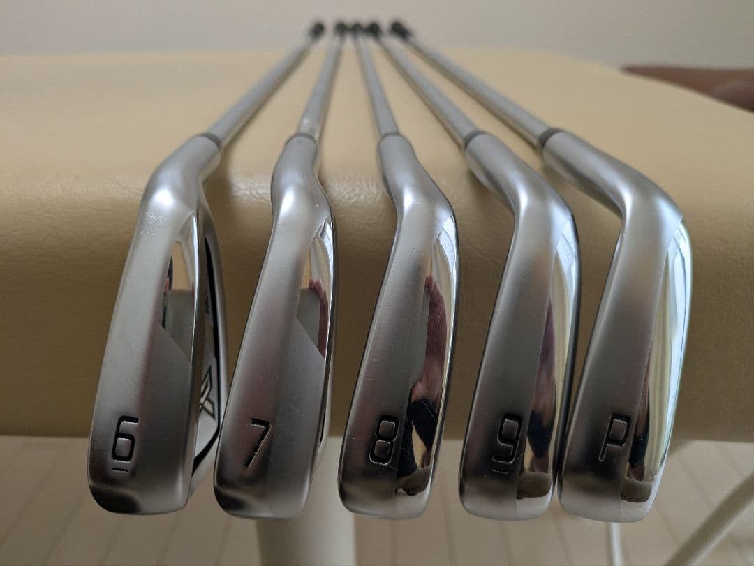 ゼクシオxアイアン5本（6-PW）DG95 S200
