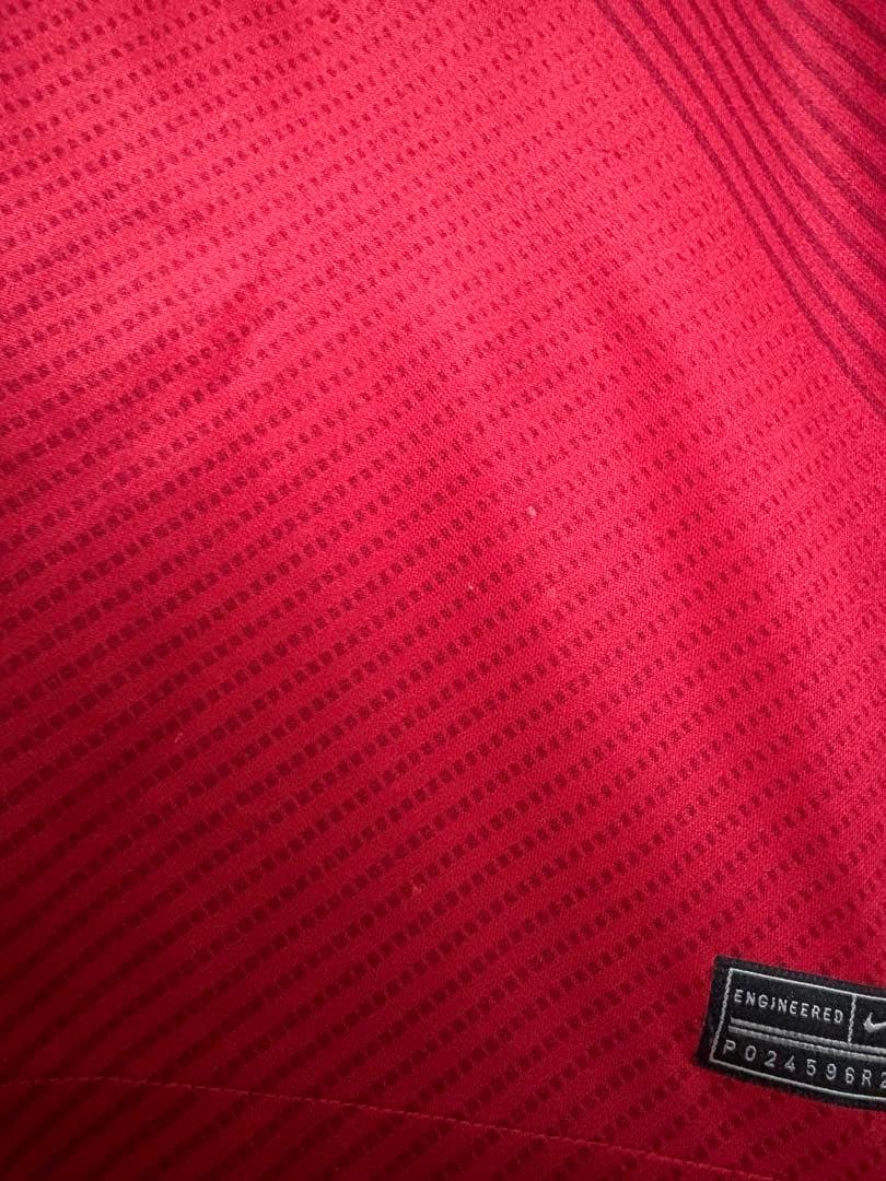 アントラーズユニフォームNike 子供用サッカーシャツ 赤 LIXIL