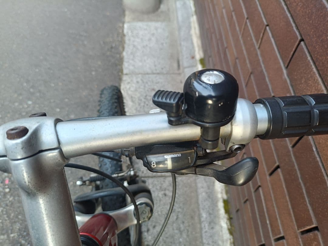  マウンテンバイク 26インチ（タイヤは要交換）