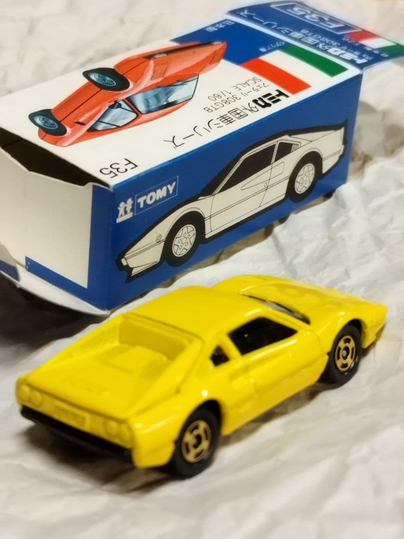 トミカ Ｆ３５青箱フェラーリ308GTB