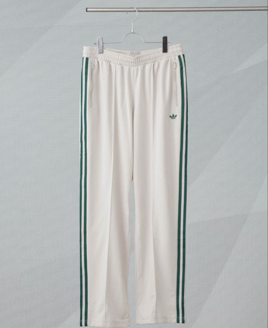 adidas ジャージパンツ　タグ付き