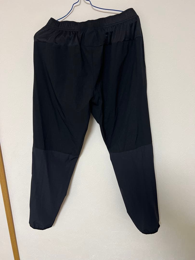 ATHLETA ウィンドブレーカー＆パンツセット