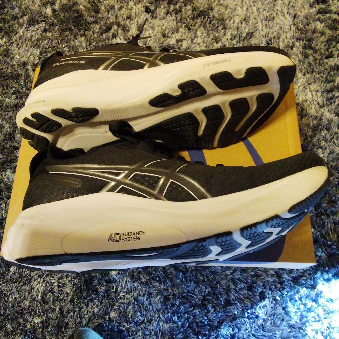 ASICS GEL-KAYANO 32 ゲルカヤノ32