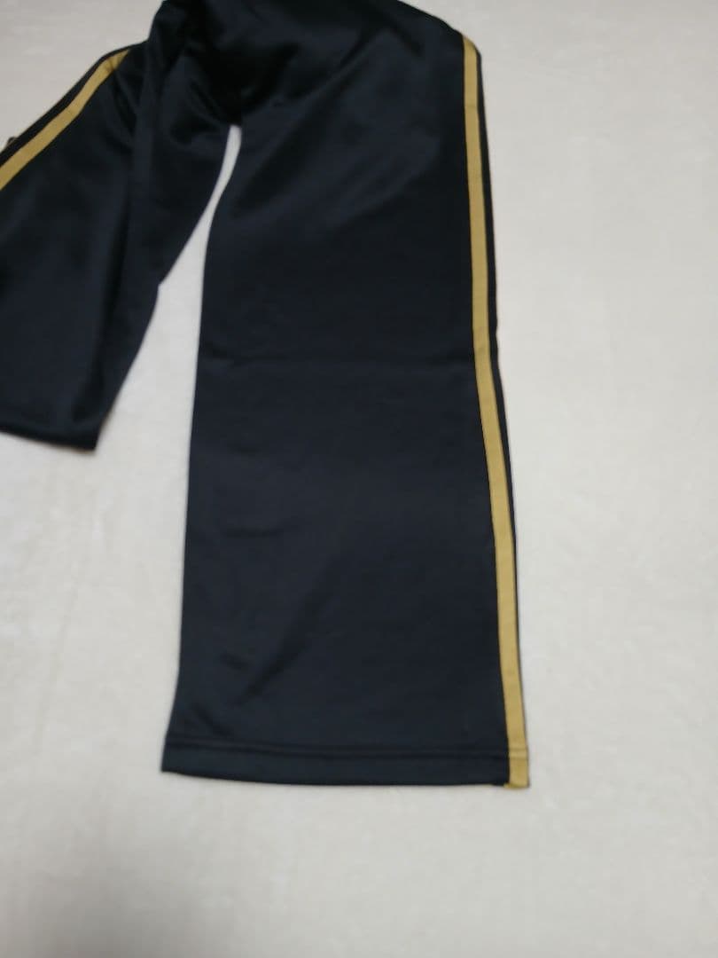 【adidas アディダス】 未使用品 ジャージ上下セットMサイズ