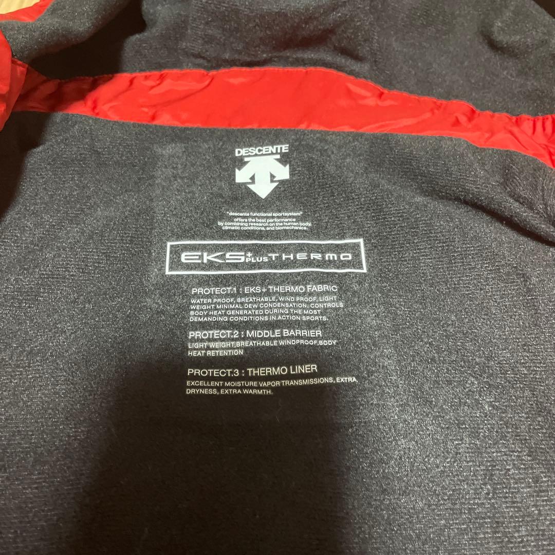 DESCENTE Move Sport フード付きウィンドブレーカー 赤