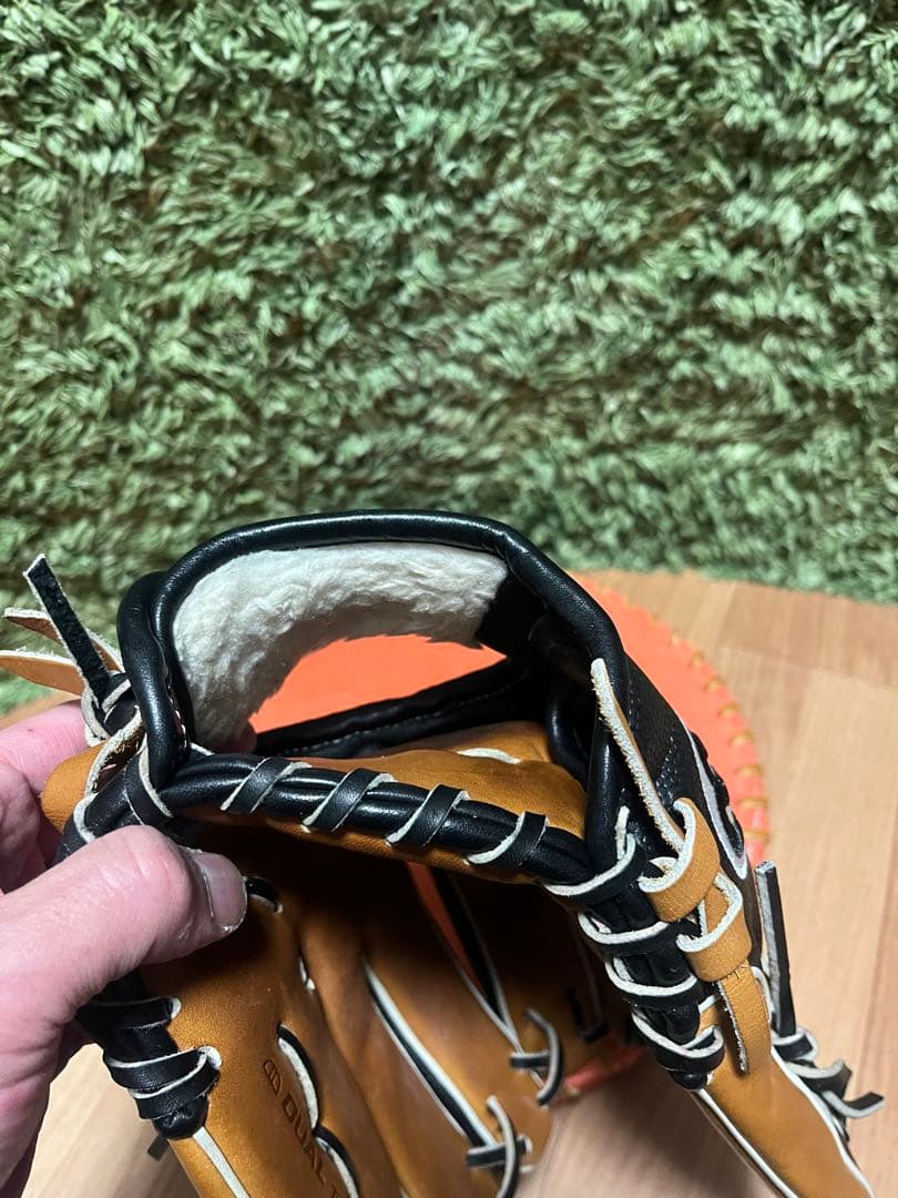 ウィルソン ワナビーヒーローデュアル 軟式内野手用27型 Sタン