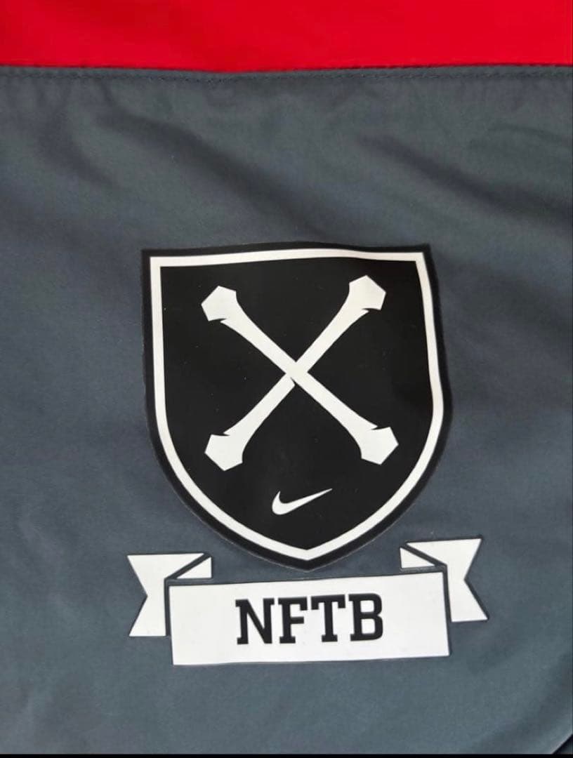 Nike NFTB パンツセット