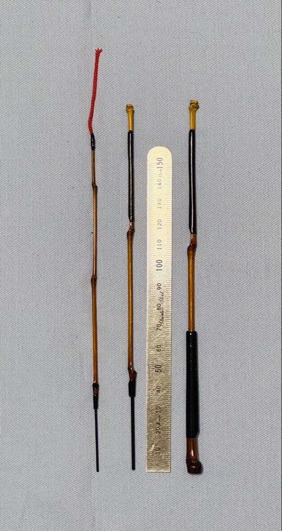 竿師作製の布袋全竹タナゴ竿　三本継
