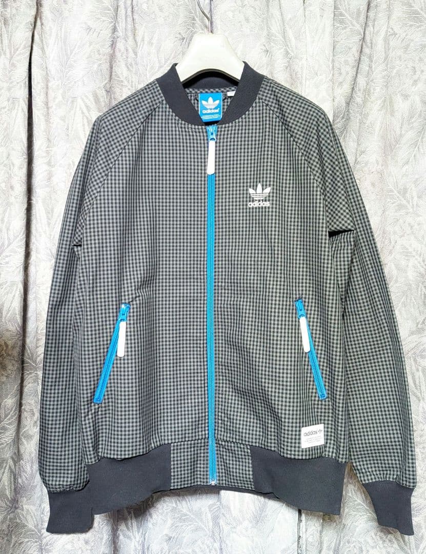 adidasオリジナルス チェック柄ブルゾンジャケット