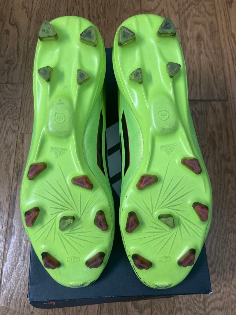 アディゼロf50