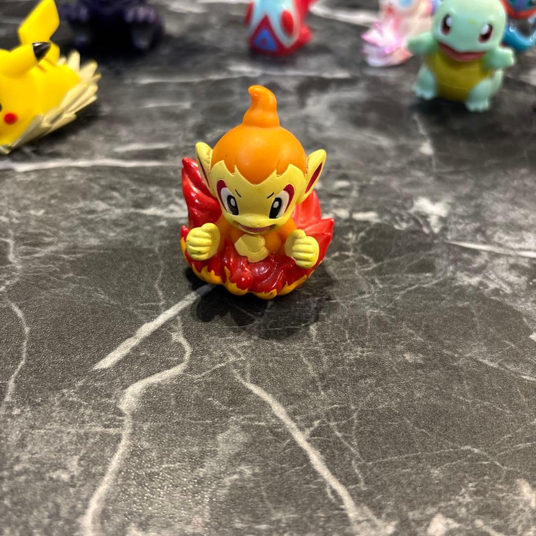 ポケモンキッズ　指人形 まとめ売り　シロナ　ゼニガメ　ラティアス　ニンフィア