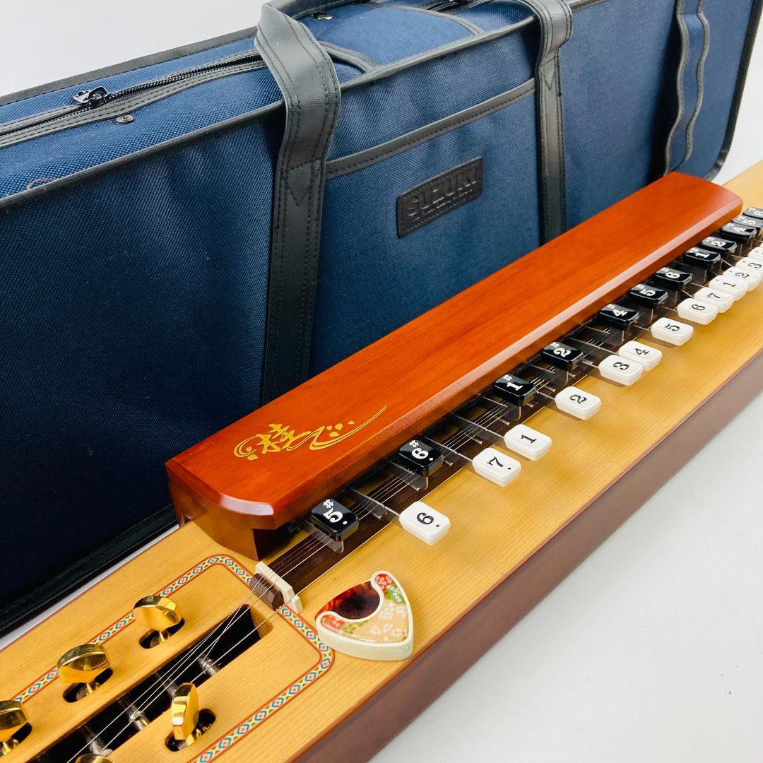 【美品】スズキ 大正琴 桂 TAS-11 エレキ仕様 セミハードケース・ピック付
