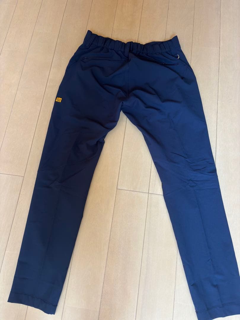 ラウドマウス　ゴルフパンツ　ポリエステル製スリムフィットパンツ