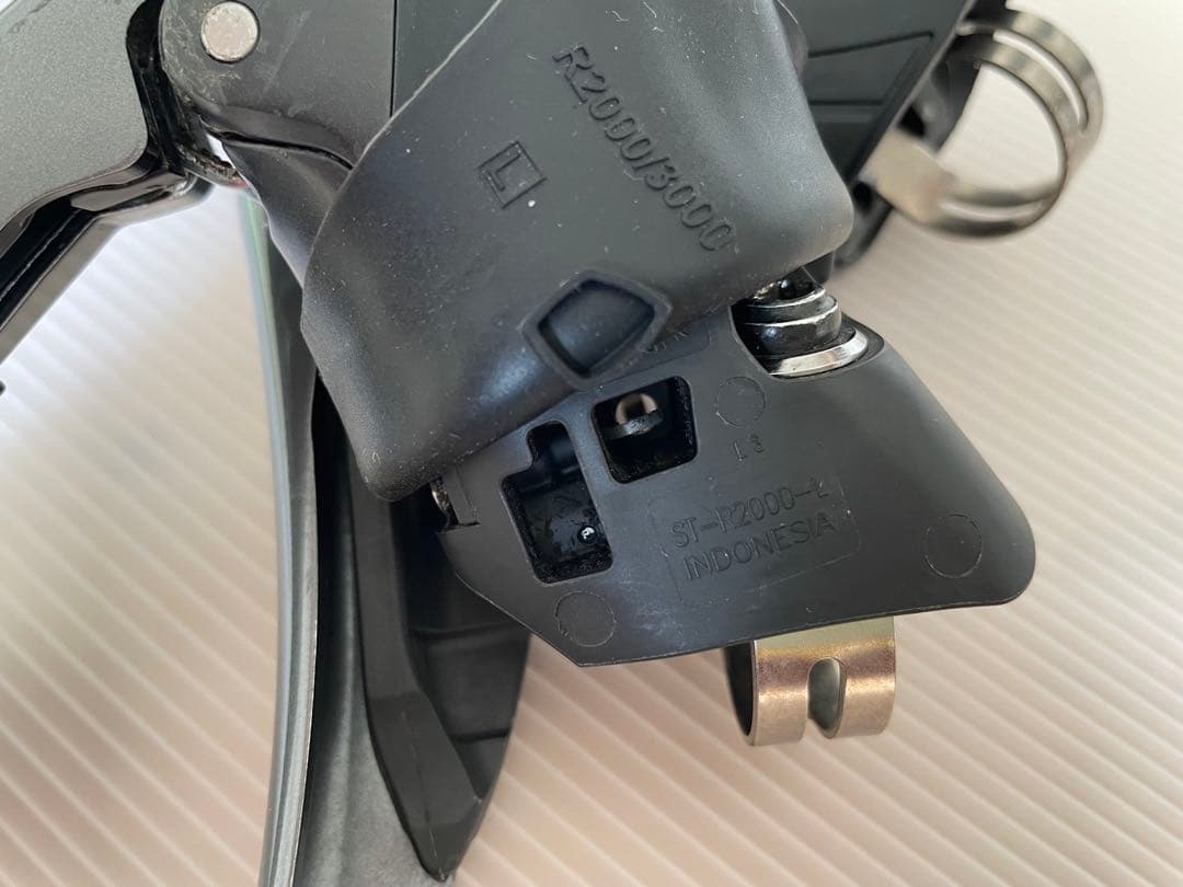 SHIMANO シマノ Claris STIレバー ST-R2000