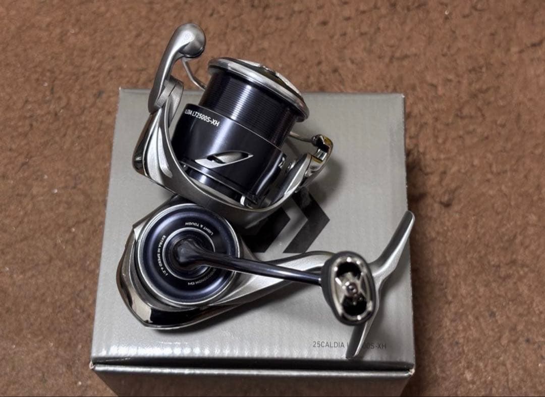 25CALDIA LT2500S-XH スピニングリール 専用