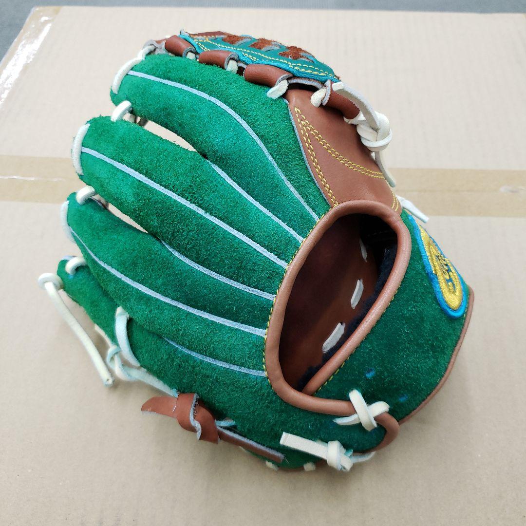 激レア トレジャー 型付け済み 軟式グローブ 緑/茶色