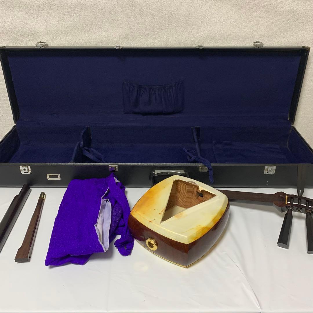 津軽三味線　子持ち綾杉胴　三つ折　紅木　太棹　ジャンク　現状品
