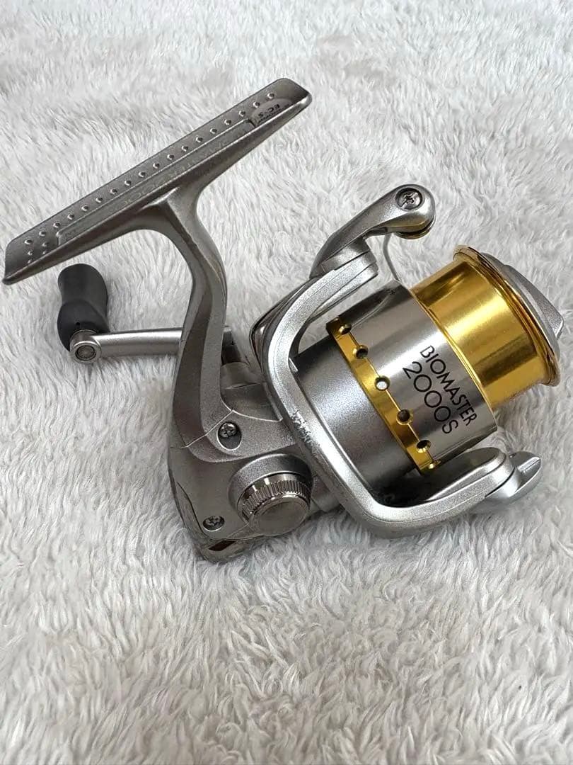 美品シマノ　05 BIOMASTER 2000S スピニングリール