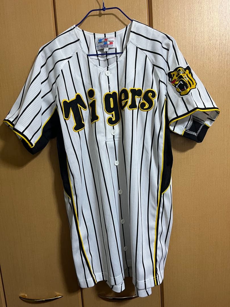 阪神タイガース　レプリカユニフォーム　背番号なし　サイズLL