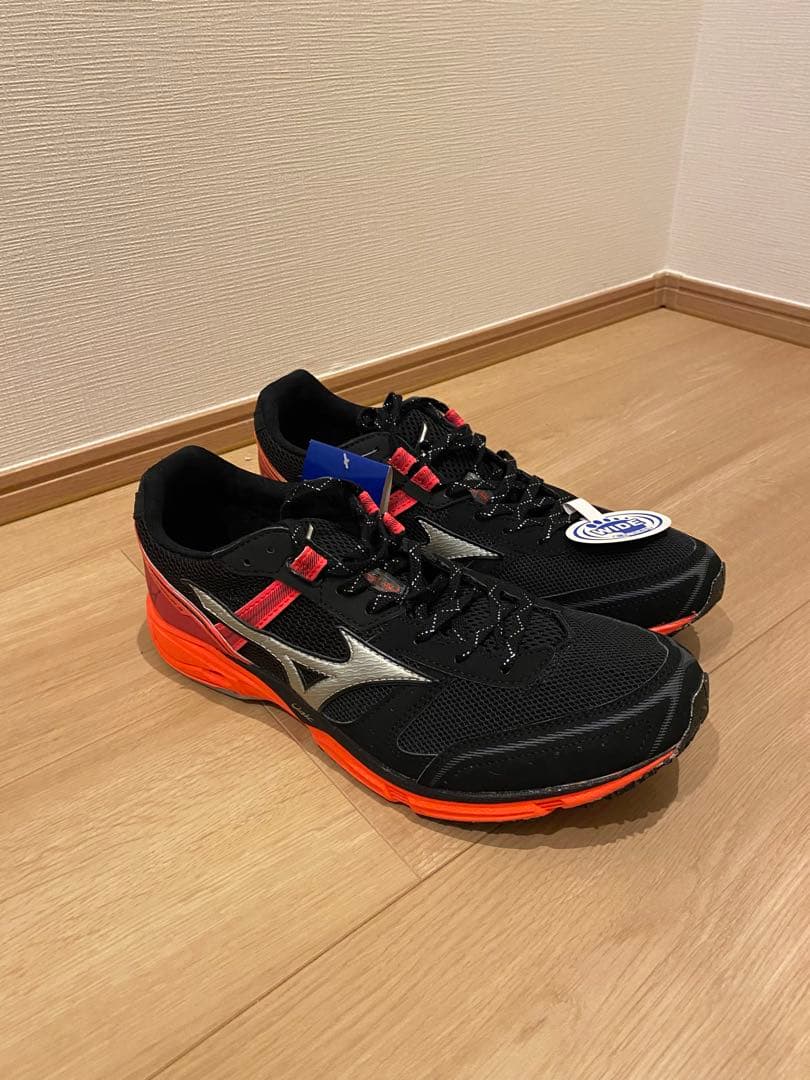 【新品タグ付き値下げ中】ミズノ ウェーブエンペラー 27.5cm