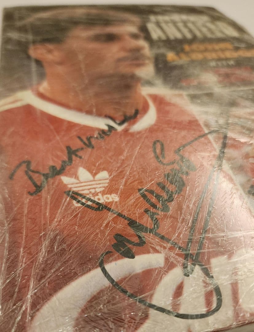 ジョン・オルドリッジのサイン入り自伝