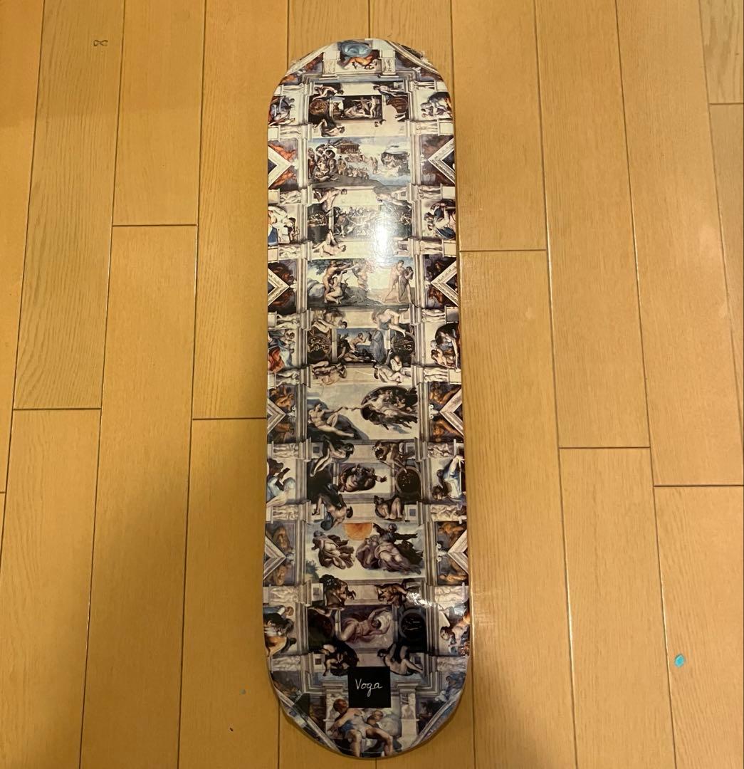【新品】VOGA スケボーデッキ　8.25inch