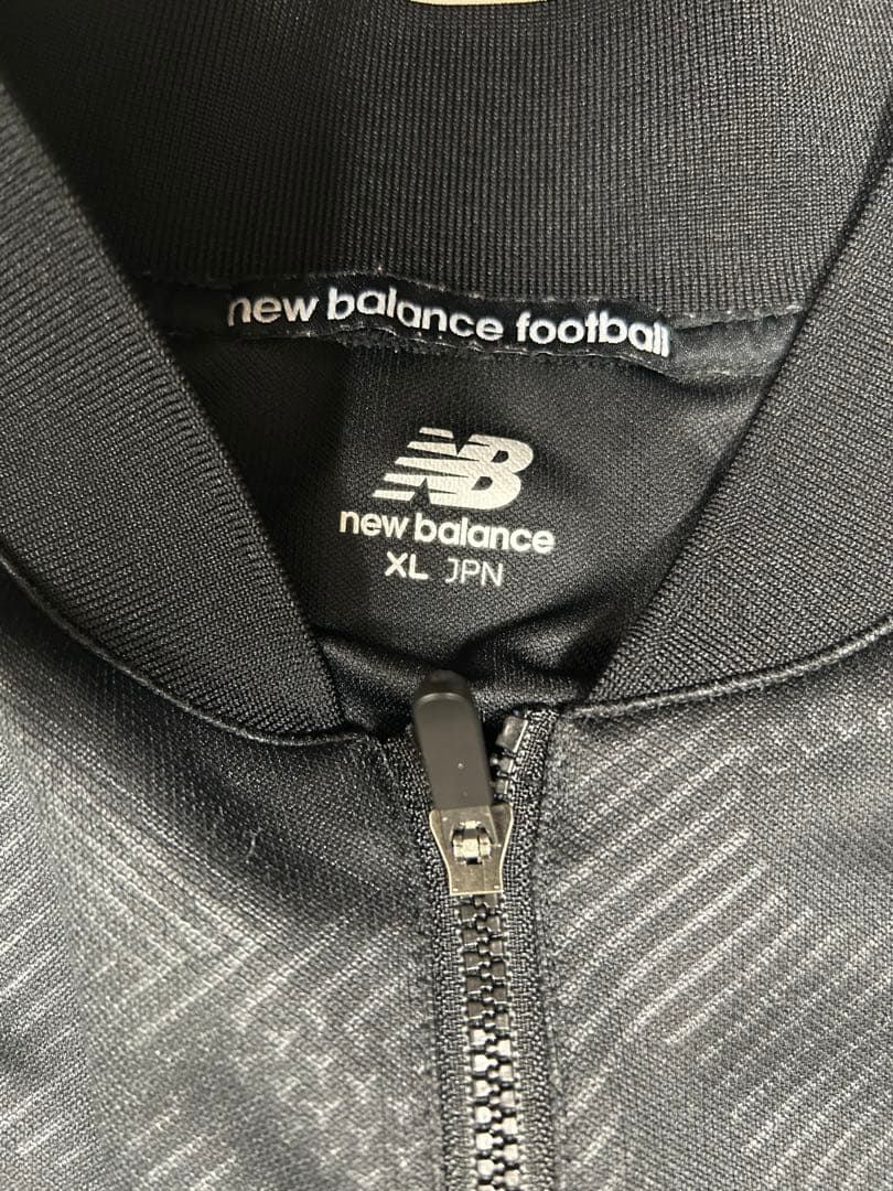 ニューバランス上下セット　上XL 下2XL