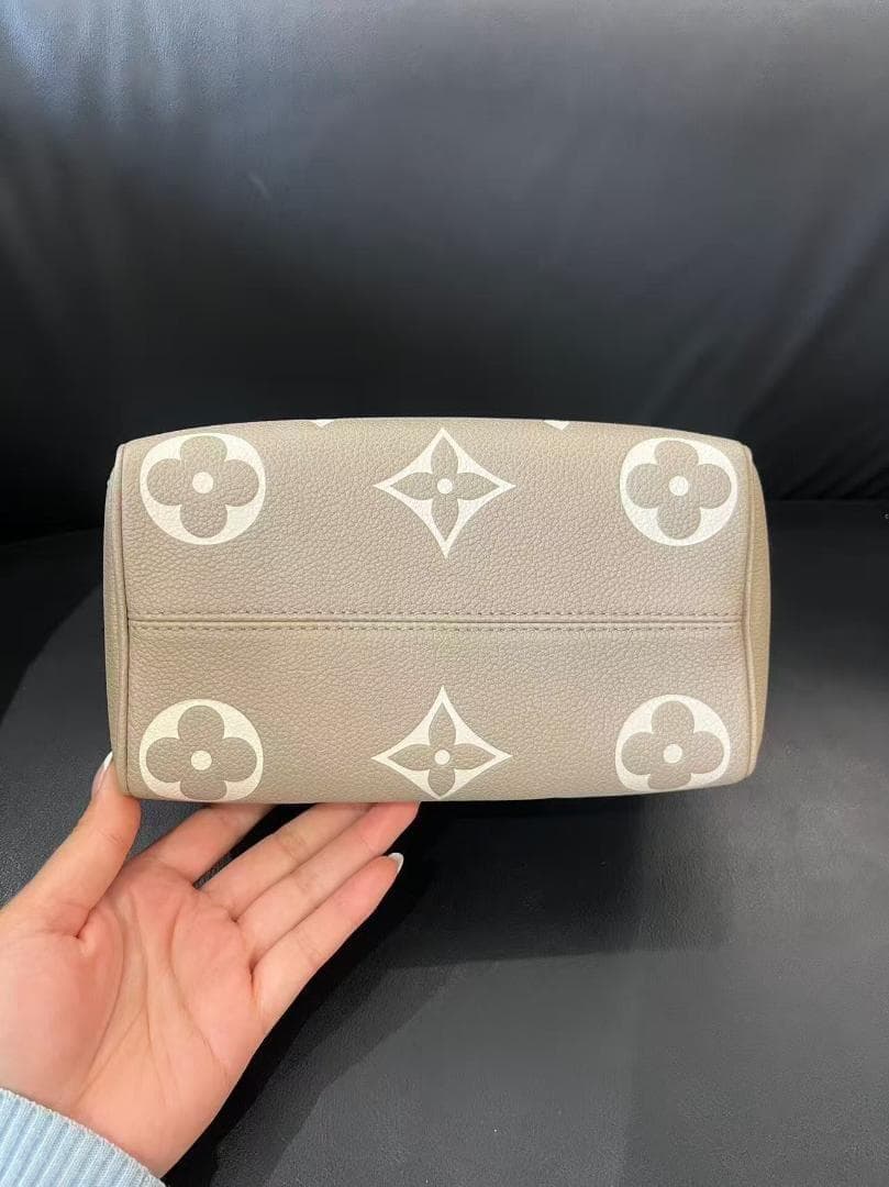 Louis @Vuitton ベージュ モノグラム ショルダーバッグ~~~