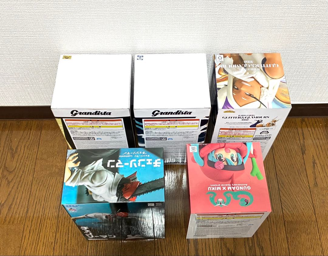 【人気アニメフィギュア5種5体セット】 まとめ売り __!__!