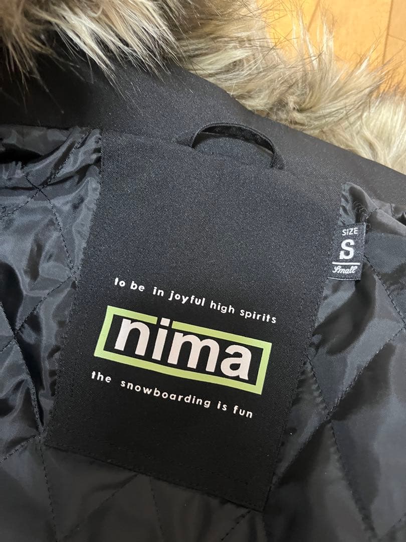 【新品】お値下げ可！　シンプル　nima スノーウェア