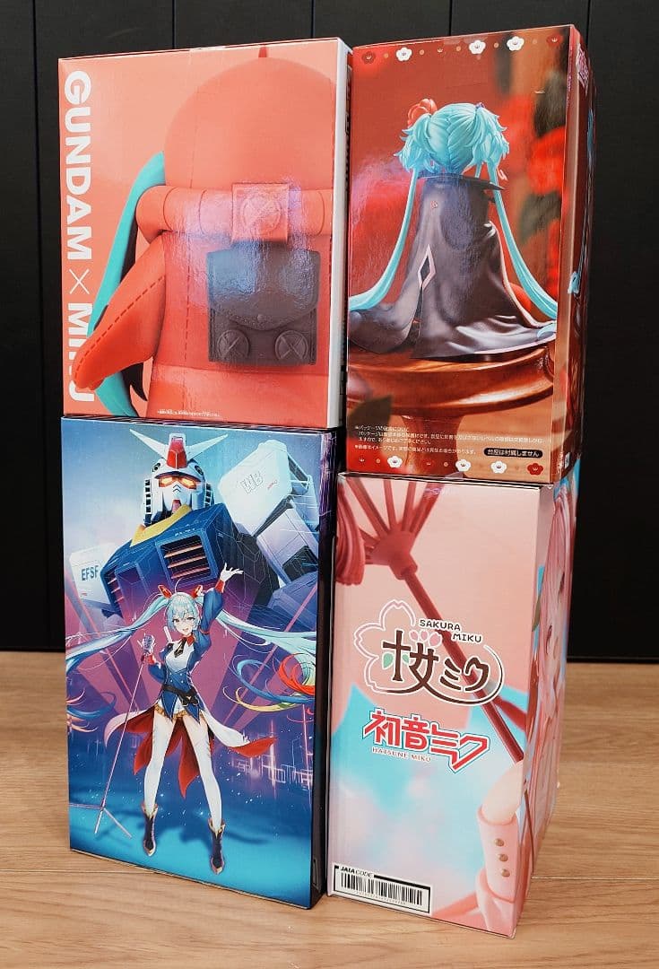 初音ミク フィギュア 4体セット（シャアザクぐるみ、桜ミク、椿、EVOLVE）