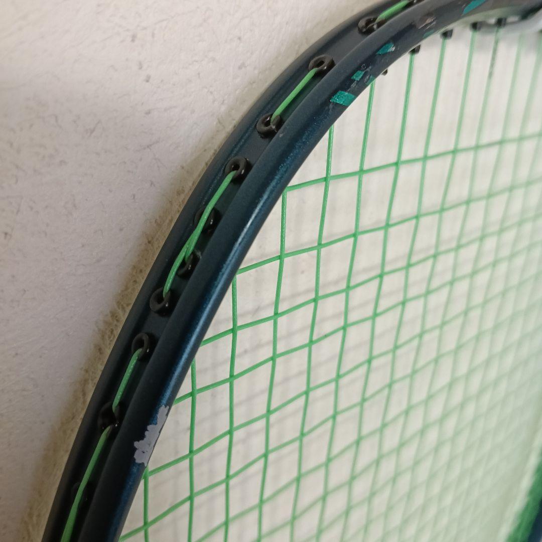 YONEX　ナノフレア800プロ　4UG5
