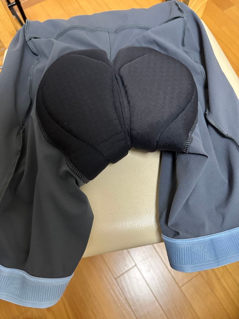 RAPHA ビブショーツ　メンズ　Mサイズ