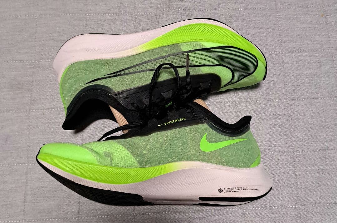 NIKE ナイキ　ランニングシューズ　ZOOM FLY 3　27.0cm