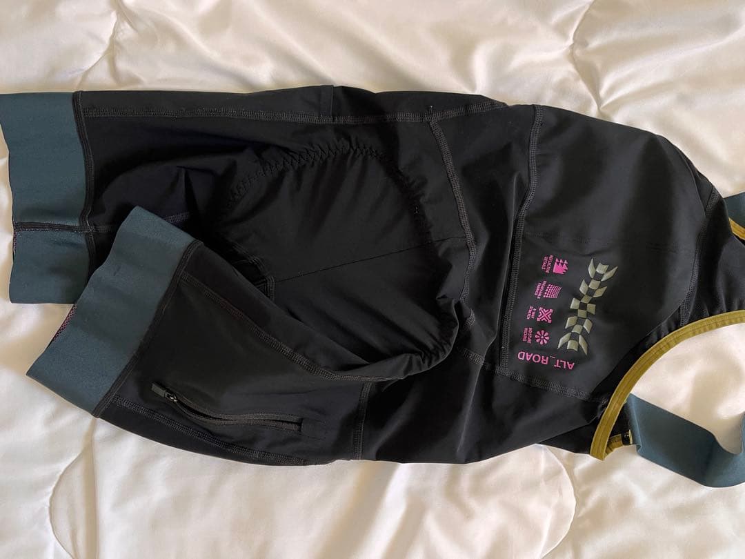 ウェア  Women's Alt_Road Cargo Bib Black XS