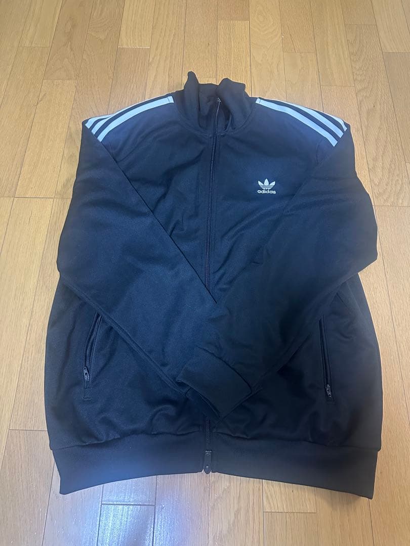 adidas アディカラー クラシック トラックトップ