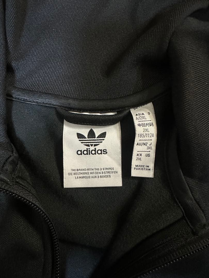 adidas アディカラー クラシック トラックトップ