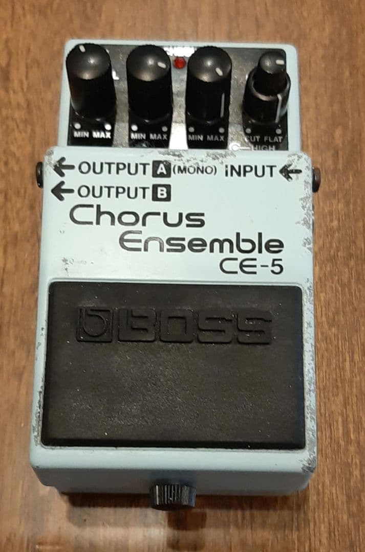 BOSS CE-5 Chorus Ensemble ピンクラベル