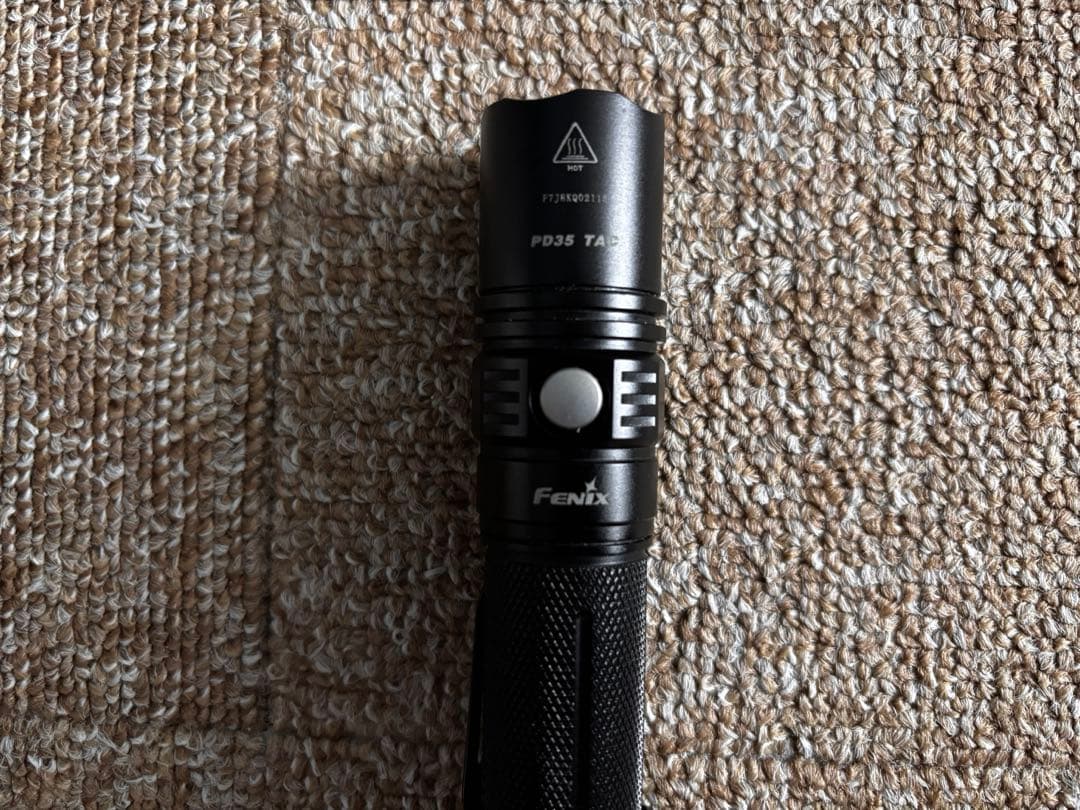 FENIX PD35 フラッシュライト 充電器バッテリーフルセット エクスター