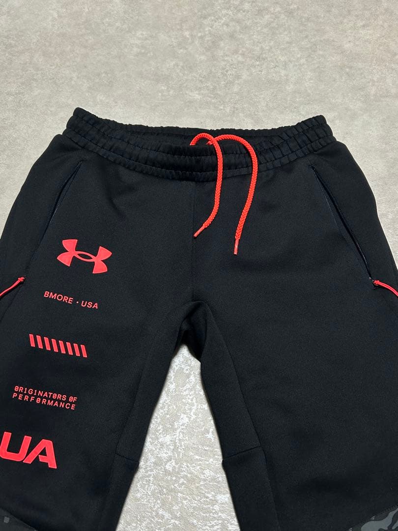 希少 良品 UNDER ARMOUR ハイブリッドニットパンツ 切替 M