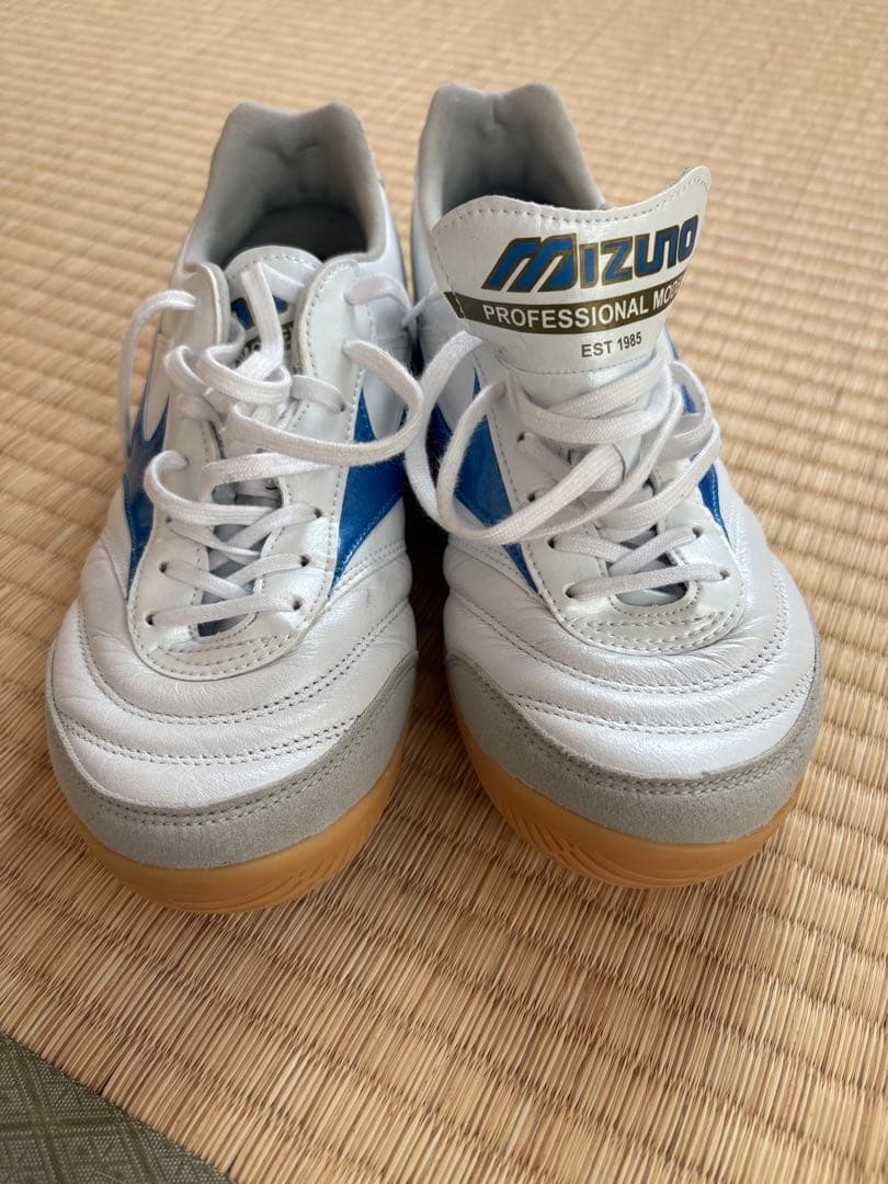 MizunoモレリアSALA エリート INフットサルシューズ インドアシューズ