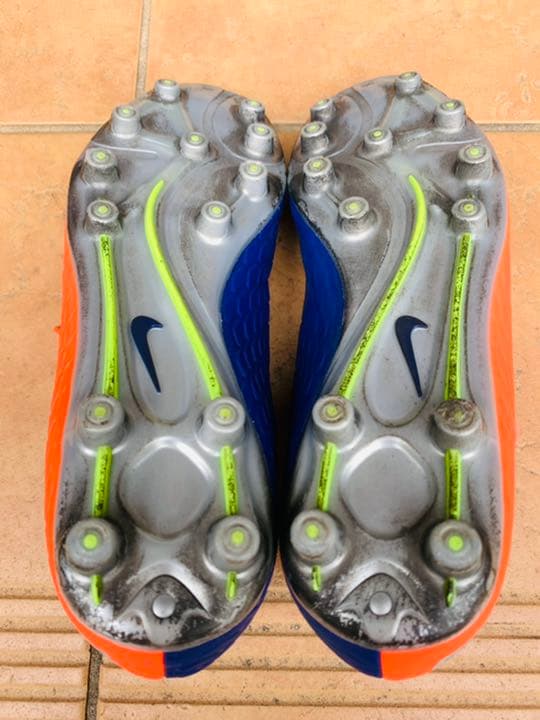 ほぼ新品未使用品 Aランク NIKE HYPERVENOM PHELON III