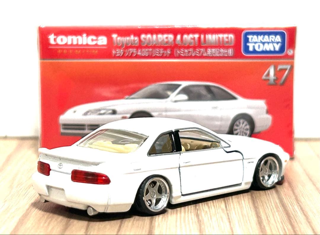 トミカ　プレミアム　発売記念仕様　トヨタ 30 ソアラ 改　ホイール　カスタム