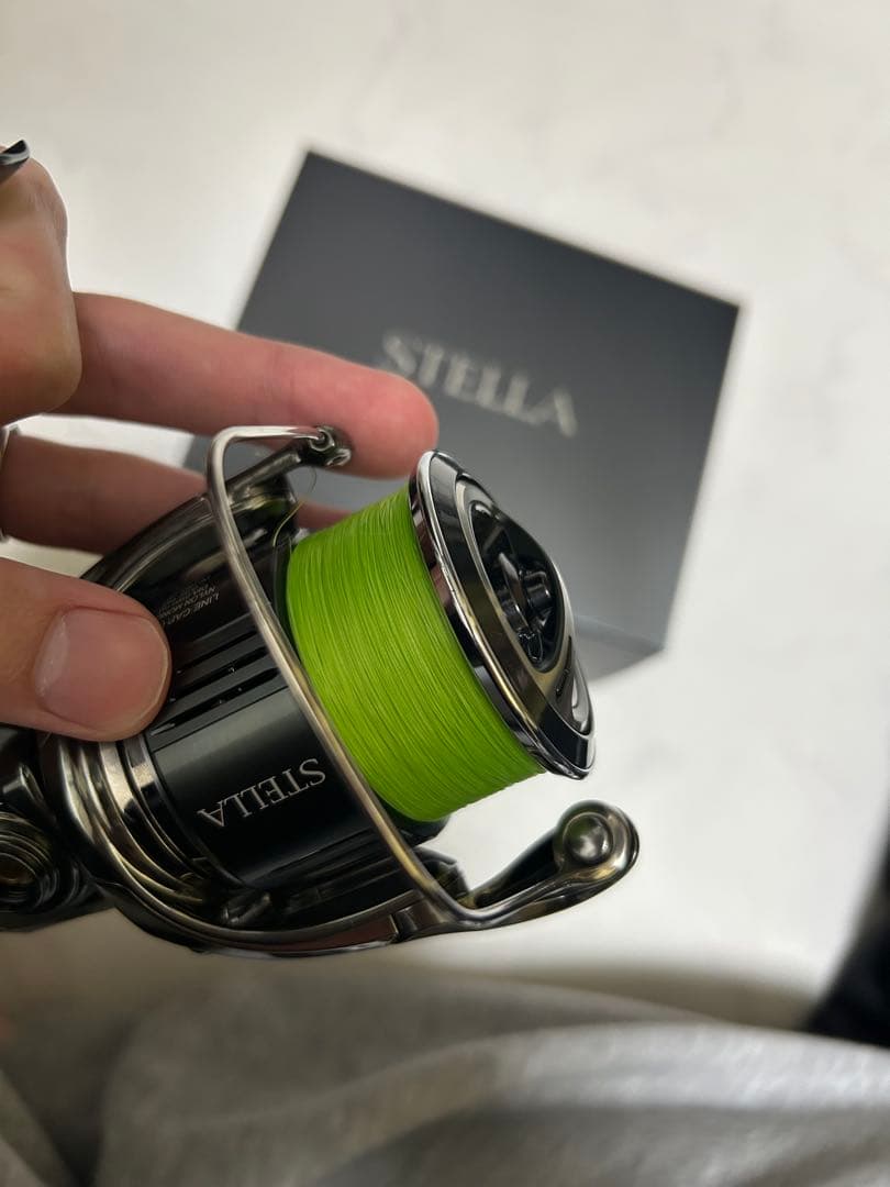 22 ステラ 4000MHG 本体のみハンドルなし