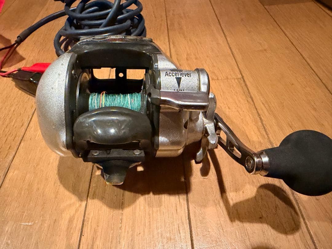 電動リール　リョウビ　アドベンチャー